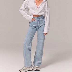 Abercrombie The 90s Relaxed Jean High Rise [NWT]